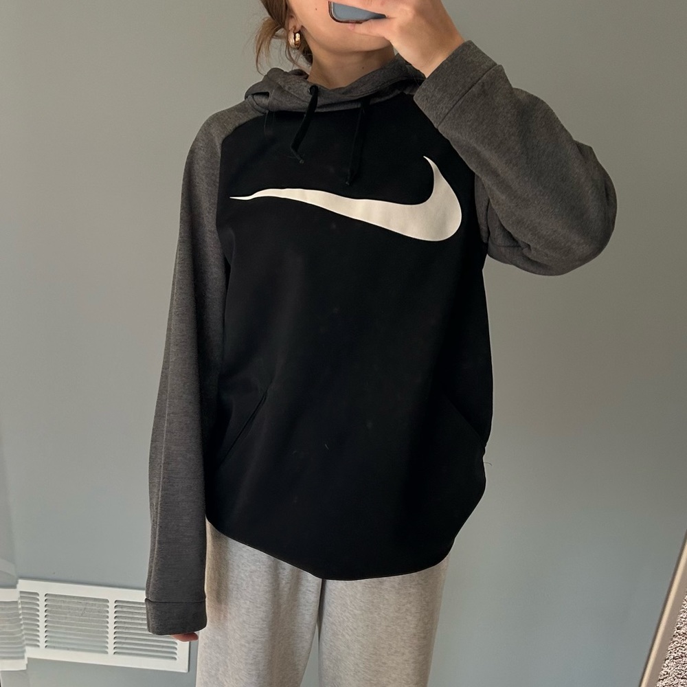 nike grey and black hoodie